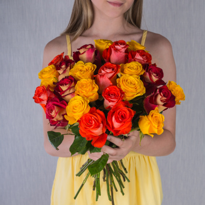 Букет из 25 Желто-оранжевых роз Эквадор 40 см 7310-ЖОр Букет из 25 Желто-оранжевых роз Эквадор 40 см 7310-ЖОр