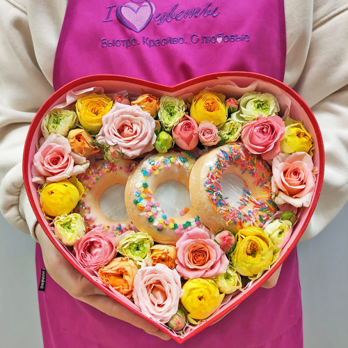 Сердце с цветами и пончиками для ванны арт. 45459