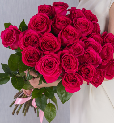 Букет из 25 розовых роз с крупным бутоном 60 см, 7306