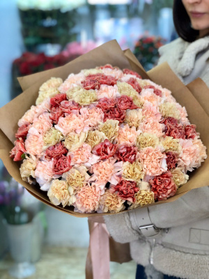 Букет из 51 Диантуса 7360