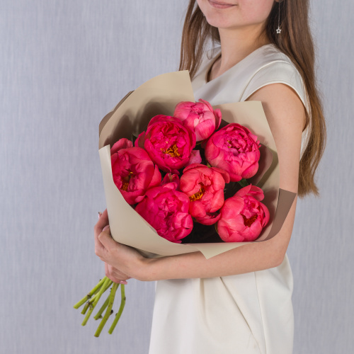 Букет из 7 пионов Корал шарм. арт. 50580-Кор