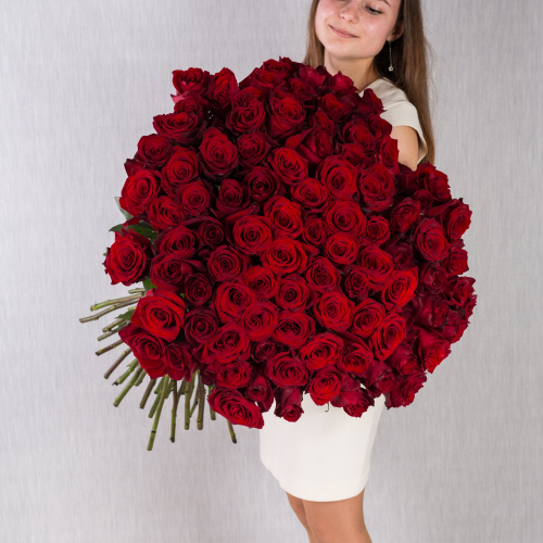 Букет из 101 Красной розы с крупным бутоном арт. 6956